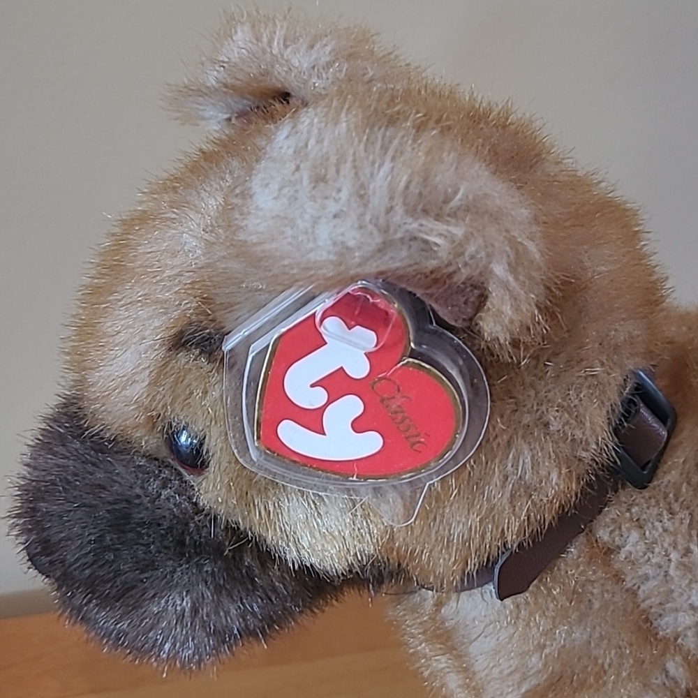 TY CLASSIC COLLECTION Retired 2000 'Sheriff' German Shepherd Plush Dog - Picture 7 of 16